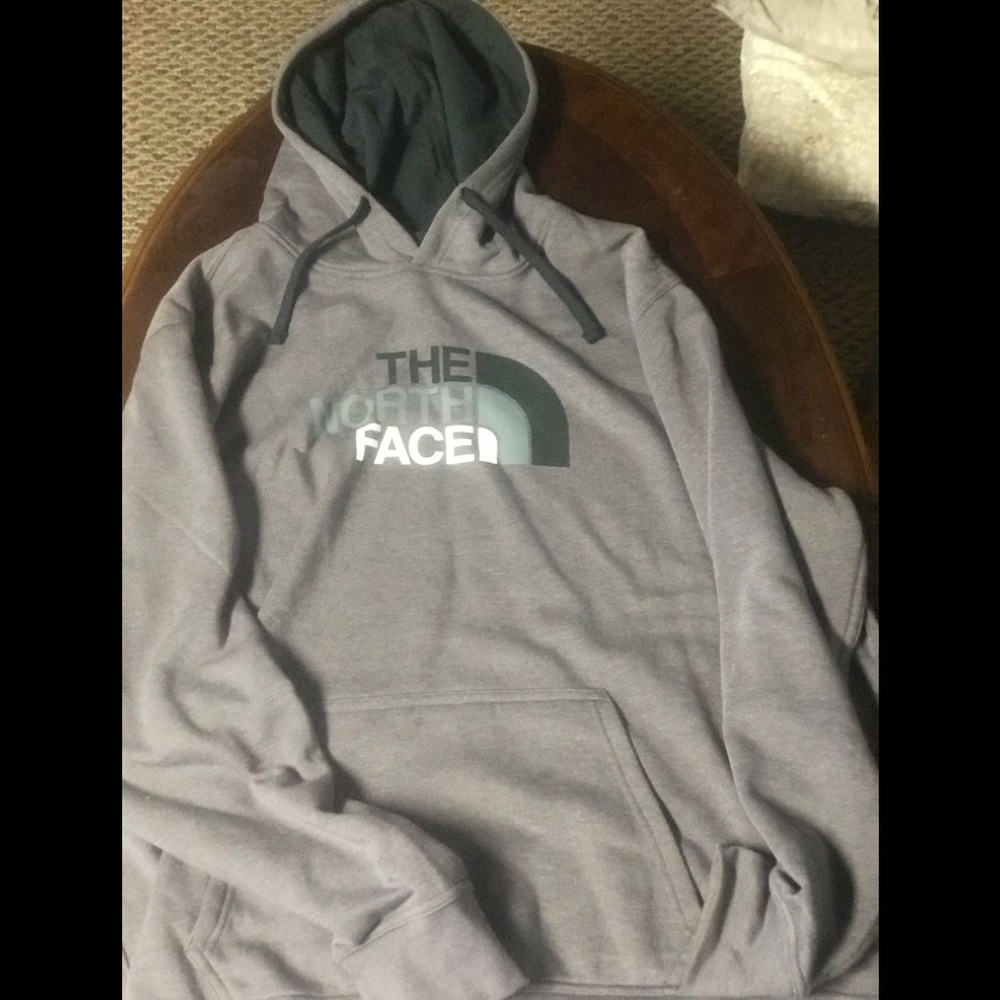 North face men’s 80/20 hoodie